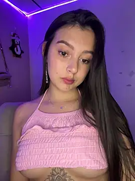 Snapshot of kanne_mia chatting on January 2025 02:39:01 AM kanne mia online show from January 2025 02:39:01 AM