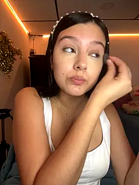 kanne mia online show from November 2025 06:30:02 PM