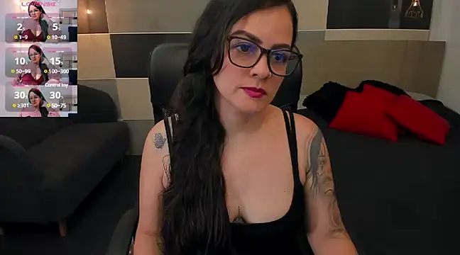 Snapshot of Zara_Jackson chatting on March 2025 08:34:01 PM Zara Jackson online show from March 2025 08:34:01 PM