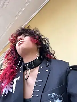 Sweet Chaos online show from April 2026 07:32:01 PM