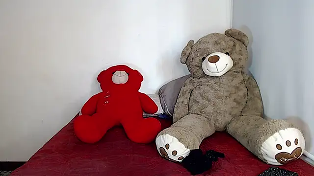 SamanthaaSmitt online show from March 2025 08:37:02 PM