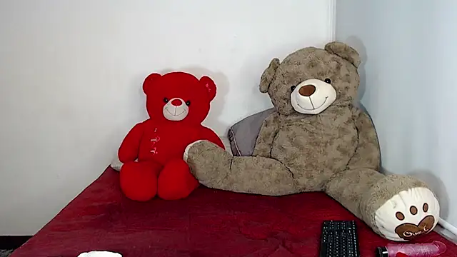 SamanthaaSmitt online show from March 2025 11:42:01 PM