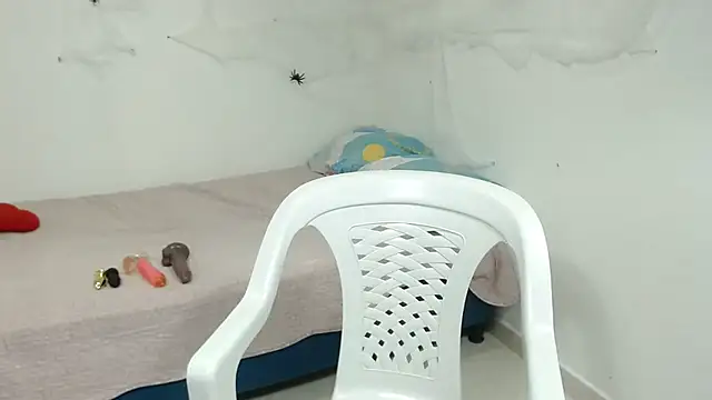 Snapshot of Agatha_browser chatting on October 2025 12:37:02 PM Agatha browser online show from October 2025 12:37:02 PM