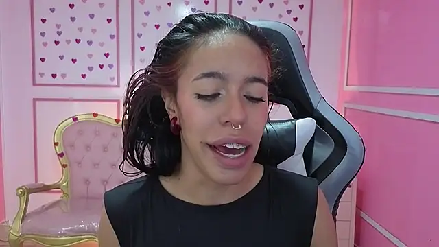 stephania t online show from October 2025 11:44:02 AM