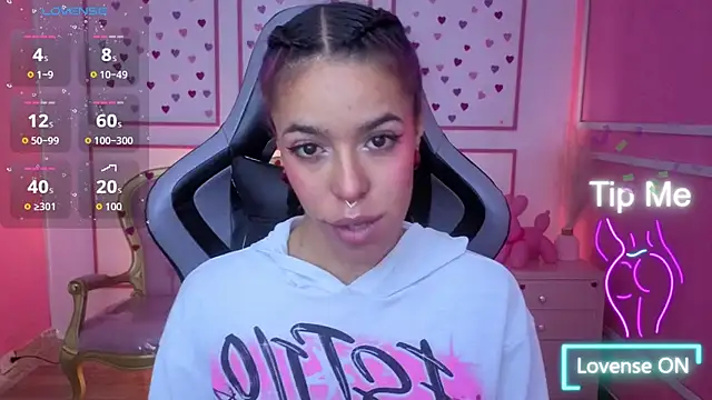 stephania t online show from December 2025 11:59:02 AM