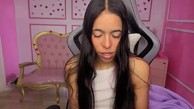 stephania t online show from February 2026 12:15:02 PM