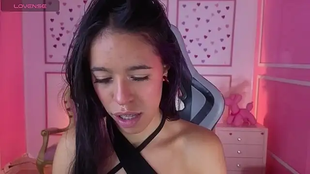 Snapshot of stephania_t chatting on November 2025 12:31:02 PM stephania t online show from November 2025 12:31:02 PM