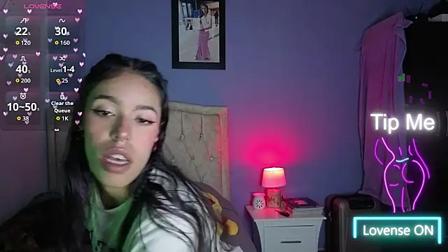 stephania t online show from March 2026 04:58:02 PM