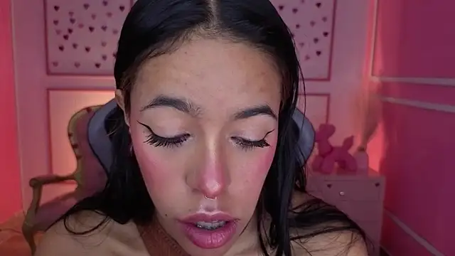 Snapshot of stephania_t chatting on November 2025 12:38:02 PM stephania t online show from November 2025 12:38:02 PM