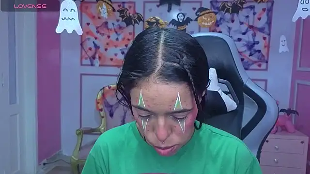 Snapshot of stephania_t chatting on October 2025 12:46:01 PM stephania t online show from October 2025 12:46:01 PM