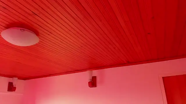 julz 03 online show from October 2025 12:04:01 PM