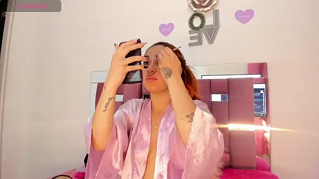 Alba Grey online show from December 2025 03:49:02 AM