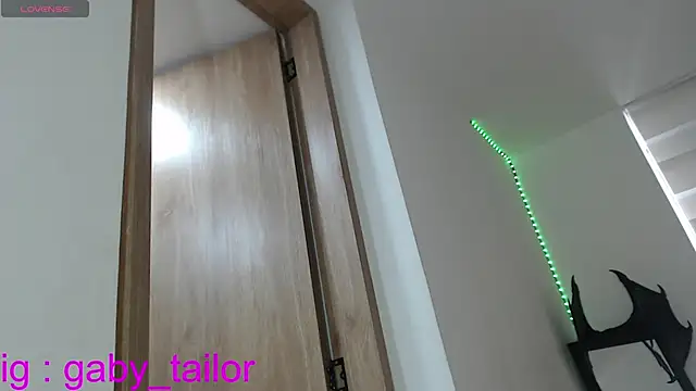 Gaby Tailor online show from November 2025 02:09:02 PM