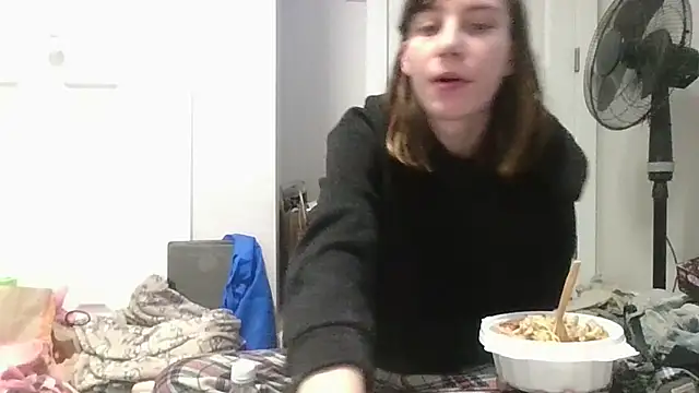 TheSexiest2025 online show from February 2025 06:20:01 PM