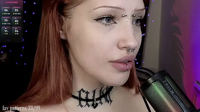 Snapshot of violetviolator chatting on February 2025 05:23:01 AM violetviolator online show from February 2025 05:23:01 AM