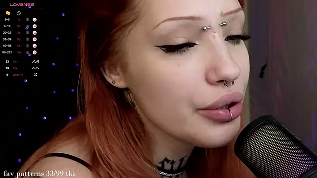 Snapshot of violetviolator chatting on January 2025 07:19:02 AM violetviolator online show from January 2025 07:19:02 AM