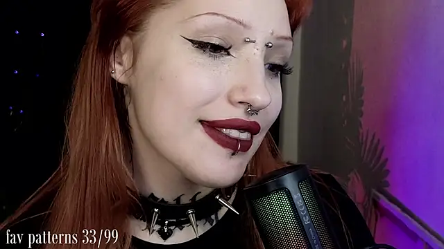 Snapshot of violetviolator chatting on February 2025 12:49:01 AM violetviolator online show from February 2025 12:49:01 AM