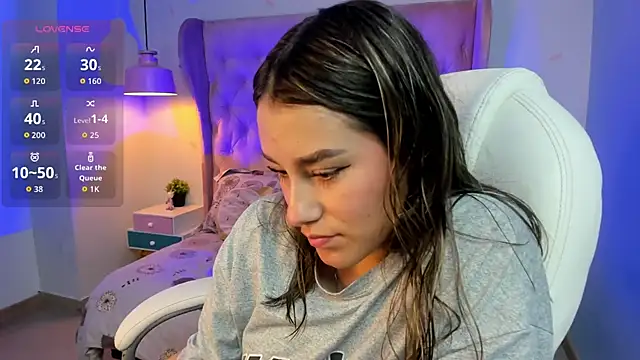  Sophie  miller online show from January 2026 07:31:01 PM