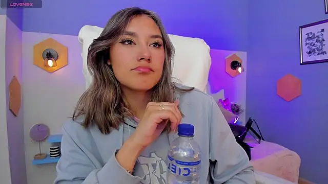  Sophie  miller online show from March 2026 08:41:02 PM