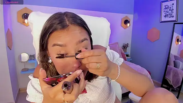  Sophie  miller online show from February 2026 03:41:02 PM