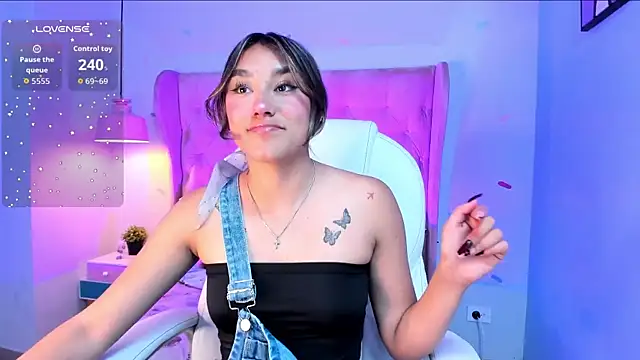  Sophie  miller online show from January 2026 07:50:02 PM