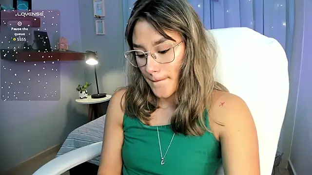  Sophie  miller online show from May 2026 08:07:01 PM