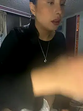 Snapshot of Effyvice13 chatting on October 2025 02:57:02 AM Effyvice13 online show from October 2025 02:57:02 AM