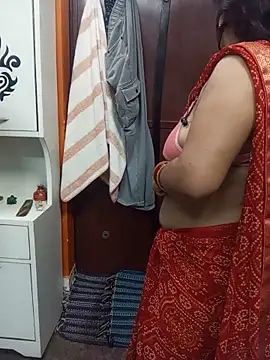 Snapshot of Manjudear chatting on May 2026 06:45:02 AM Manjudear online show from May 2026 06:45:02 AM