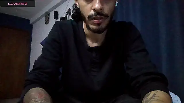 Snapshot of Donstark6669 chatting on October 2025 08:33:01 AM Donstark6669 online show from October 2025 08:33:01 AM