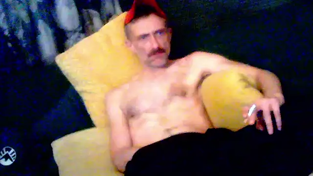 Snapshot of unclestefansdick chatting on October 2025 02:36:02 AM unclestefansdick online show from October 2025 02:36:02 AM