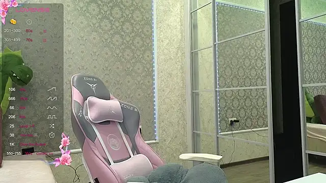 Snapshot of -DIVORA- chatting on October 2025 09:21:02 AM -DIVORA- online show from October 2025 09:21:02 AM