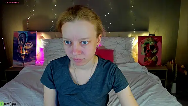 Michelle Blond online show from May 2026 01:10:02 AM