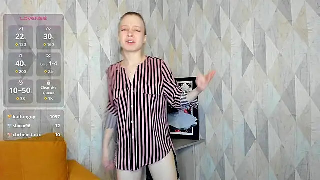 Snapshot of Michelle_Blond chatting on February 2025 01:11:01 PM Michelle Blond online show from February 2025 01:11:01 PM