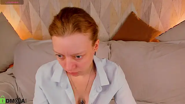 Michelle Blond online show from May 2026 01:03:01 AM