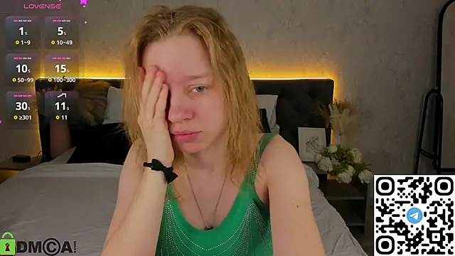 Michelle Blond online show from February 2026 03:31:02 AM