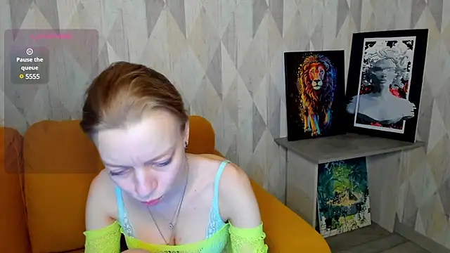 Snapshot of Michelle_Blond chatting on February 2025 02:35:02 PM Michelle Blond online show from February 2025 02:35:02 PM