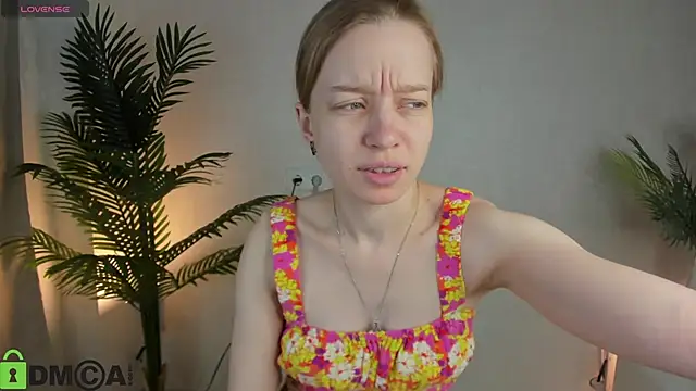 Michelle Blond online show from January 2026 07:04:01 AM