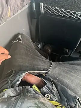 Mortero0o0 online show from April 2026 04:41:01 PM