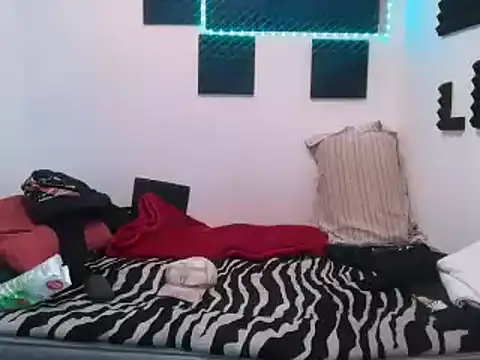 Mortero0o0 online show from December 2024 12:30:01 AM