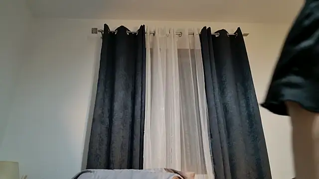 Renattasweetboobs online show from December 2025 08:52:01 PM