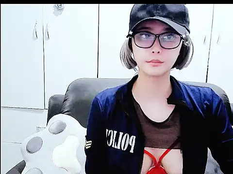 yourz tw online show from February 2026 04:06:01 PM