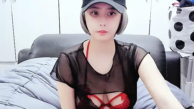 yourz tw online show from December 2025 03:11:02 PM