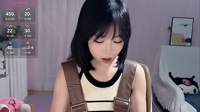 Snapshot of LaoSHI-999 chatting on September 2025 10:05:01 AM LaoSHI-999 online show from September 2025 10:05:01 AM