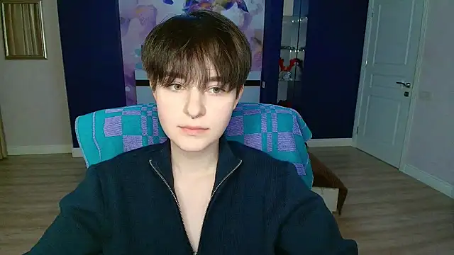 EmiliaYours online show from February 2025 04:25:02 PM