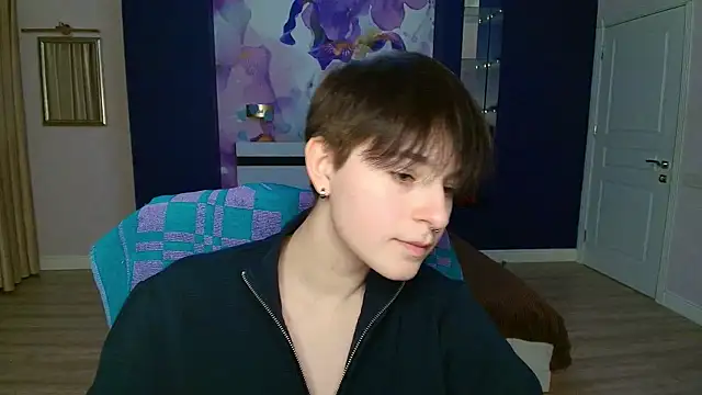 EmiliaYours online show from February 2025 04:50:02 PM