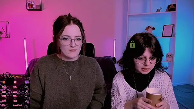 luna berryy online show from December 2025 08:08:02 PM