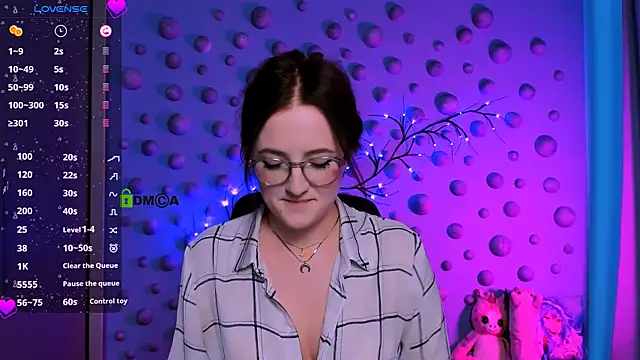 luna berryy online show from December 2025 08:12:02 PM