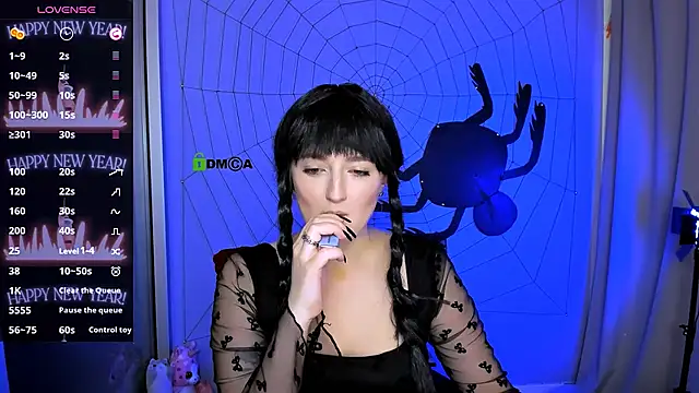 luna berryy online show from October 2025 07:46:01 PM