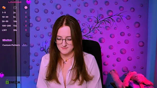 luna berryy online show from December 2025 09:41:01 PM