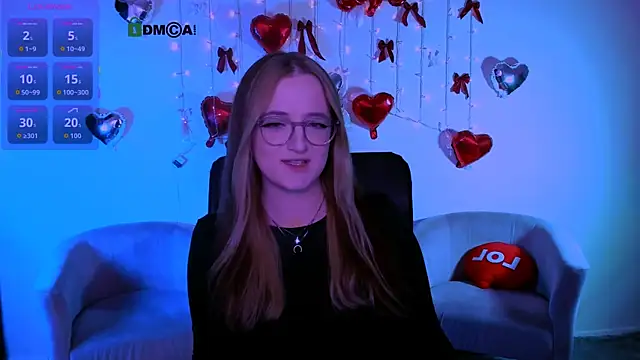 luna berryy online show from February 2026 08:08:02 PM